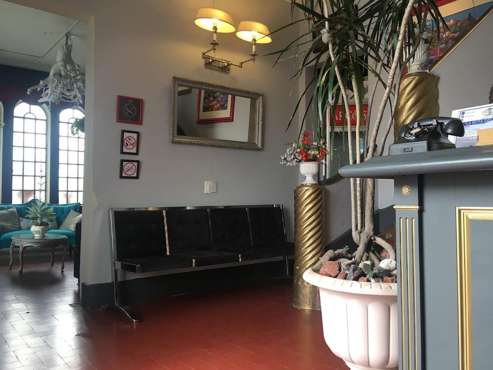 Casa Atenas (Adults Only) غوادالاجارا المظهر الخارجي الصورة